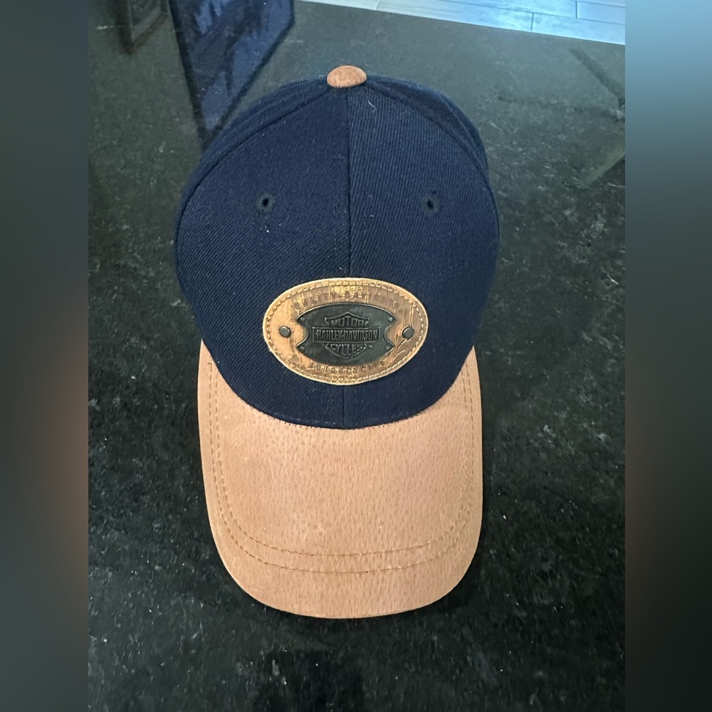 Harley-Davidson wool blend fitted hat see pic for peeling on front logo sz 7